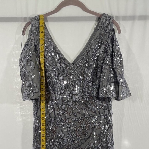 NEW $259‎ Alex Evenings [ 10 ] Sequin Lace Cold Shoulder Trumpet Gown Silver - Picture 5 of 13